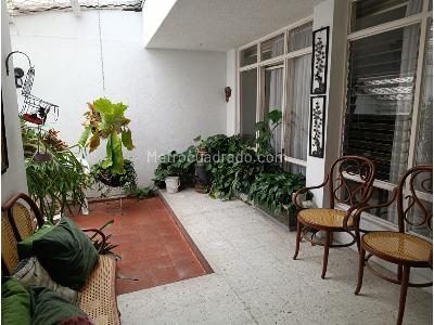 Casa de 5 alcobas en venta en Los Profesionales, Armenia, 400 m² · foto 11 de 20