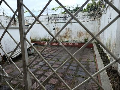 Casa de 5 alcobas en venta en Los Profesionales, Armenia, 400 m² · foto 13 de 20