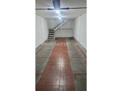 Casa de 4 alcobas en venta en Los Profesionales, Armenia, 237 m² · foto 6 de 9