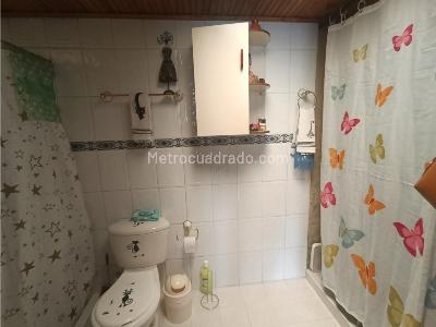 Casa de 5 alcobas en venta en Centro, Armenia, 263 m² · foto 7 de 20