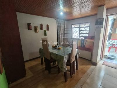 Casa de 5 alcobas en venta en Centro, Armenia, 263 m² · foto 16 de 20