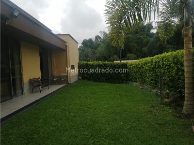 Casa de 3 alcobas en venta en El Caimo, Armenia, 228 m² · foto 5 de 5