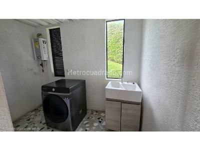 Casa de 3 alcobas en venta en Zona Campestre, Armenia, 454 m² · foto 11 de 20