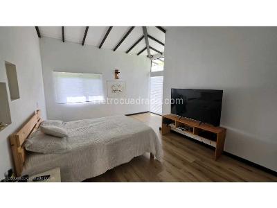 Casa de 3 alcobas en venta en Zona Campestre, Armenia, 454 m² · foto 14 de 20