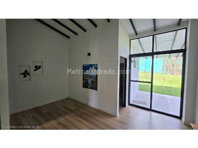 Casa de 3 alcobas en venta en Zona Campestre, Armenia, 454 m² · foto 16 de 20