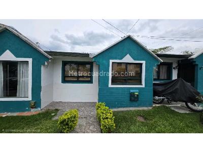 Casa de 3 alcobas en venta en San Diego, Armenia, 63 m² · foto 2 de 20
