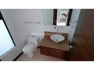 Casa de 5 alcobas en venta en Armenia, Armenia, 302 m² · foto 6 de 20