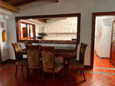 Casa de 5 alcobas en venta en Via Al Aeropuerto, Armenia, 700 m² · foto 4 de 20