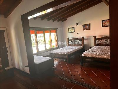 Casa de 5 alcobas en venta en Via Al Aeropuerto, Armenia, 700 m² · foto 12 de 20