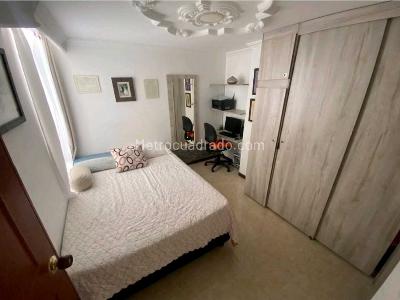 Apartamento de 3 alcobas en venta en Granada, Armenia, 71 m² · foto 6 de 12