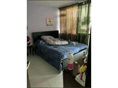 Casa de 4 alcobas en venta en Laureles, Armenia, 210 m² · foto 4 de 9