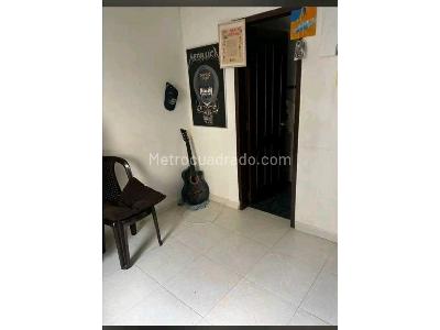 Casa de 4 alcobas en venta en Laureles, Armenia, 210 m² · foto 6 de 9