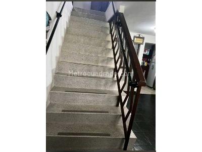 Casa de 4 alcobas en venta en Laureles, Armenia, 210 m² · foto 9 de 9