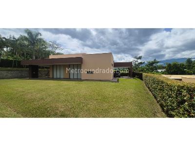 Casa de 3 alcobas en venta en El Caimo, Armenia, 275 m² · foto 2 de 11
