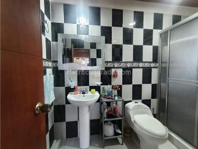 Casa de 5 alcobas en venta en Zona Campestre, Armenia, 280 m² · foto 15 de 20