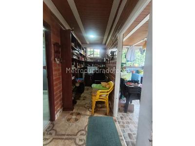 Casa de 5 alcobas en venta en Zona Campestre, Armenia, 280 m² · foto 19 de 20