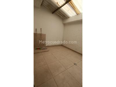 Casa de 3 alcobas en venta en Los Quindos, Armenia, 85 m² · foto 3 de 16