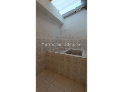 Casa de 3 alcobas en venta en Los Quindos, Armenia, 85 m² · foto 4 de 16