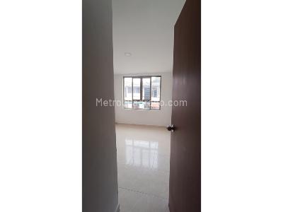 Casa de 3 alcobas en venta en Los Quindos, Armenia, 85 m² · foto 10 de 16