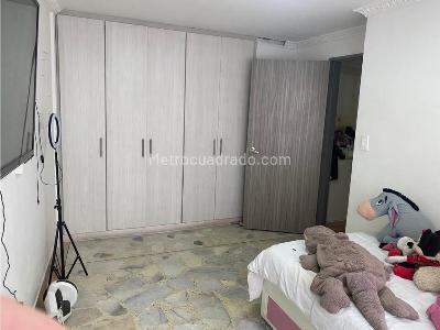 Casa de 3 alcobas en venta en Granada, Armenia, 171 m² · foto 16 de 20