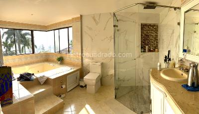 Casa de 5 alcobas en venta en Ruitoque, Floridablanca, 450 m² · foto 16 de 20