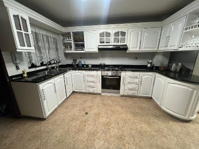 Casa de 5 alcobas en venta en Ruitoque, Floridablanca, 450 m² · foto 6 de 20