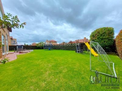 Casa de 4 alcobas en venta en Calahorra, Cajicá, 316 m² · foto 2 de 20