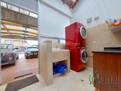 Casa de 4 alcobas en venta en Calahorra, Cajicá, 316 m² · foto 5 de 20