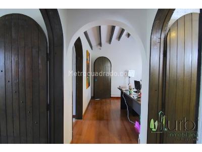 Casa de 5 alcobas en venta en Cerros De Suba, Bogotá, 376 m² · foto 12 de 20