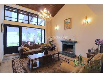 Casa de 5 alcobas en venta en Lisboa, Bogotá, 400 m² · foto 3 de 17