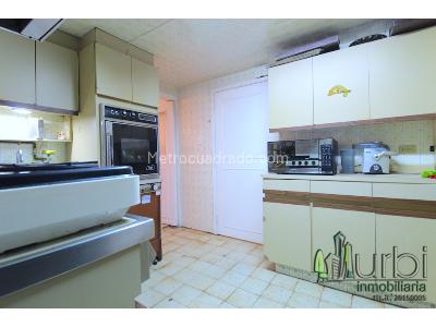Casa de 5 alcobas en venta en Lisboa, Bogotá, 400 m² · foto 6 de 17
