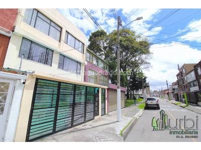 Casa de 5 alcobas en venta en Calaveras, Bogotá, 480 m² · foto 3 de 20