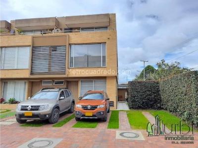 Casa de 3 alcobas en venta en El Tejar, Cajicá, 134 m² · foto 1 de 20