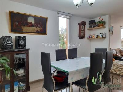 Casa de 3 alcobas en venta en El Tejar, Cajicá, 134 m² · foto 4 de 20