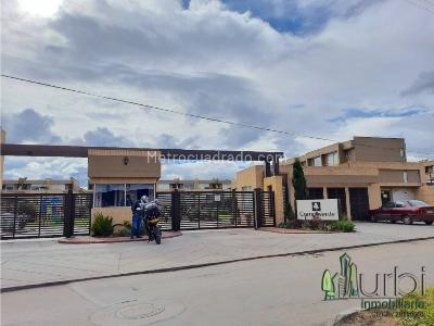 Casa en venta en El Tejar, Cajicá · foto 2 de 20