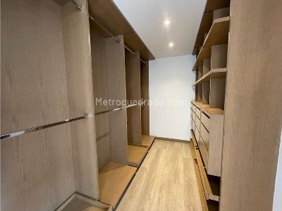 Apartamento de 2 alcobas en venta en San Patricio, Bogotá, 108 m² · foto 12 de 18