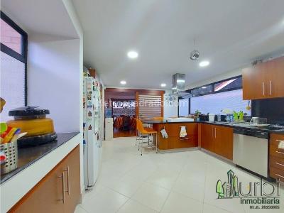 Casa de 5 alcobas en venta en Calahorra, Cajicá, 320 m² · foto 5 de 20