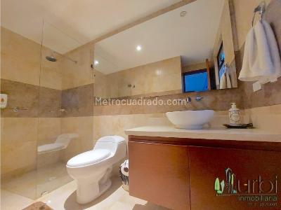 Casa de 5 alcobas en venta en Calahorra, Cajicá, 320 m² · foto 9 de 20