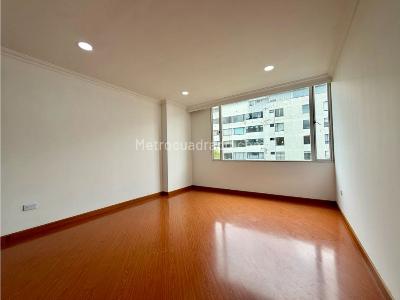 Apartamento en venta en Pontevedra, Bogotá · foto 7 de 17
