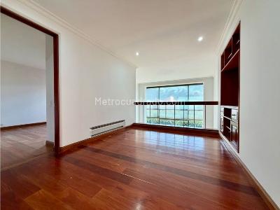 Apartamento de 4 alcobas en arriendo en Bosques Del Marques, Bogotá, 317 m² · foto 3 de 20