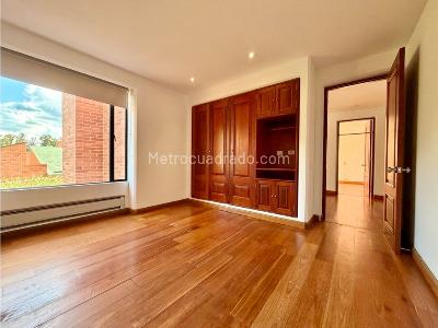 Apartamento de 4 alcobas en arriendo en Bosques Del Marques, Bogotá, 317 m² · foto 7 de 20