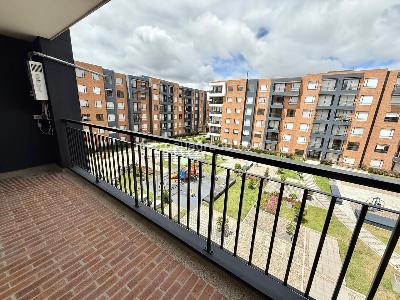 Apartamento de 3 alcobas en venta en Milla De Oro (Al Lado Del C C Fontanar), Cajicá, 114 m² · foto 2 de 19
