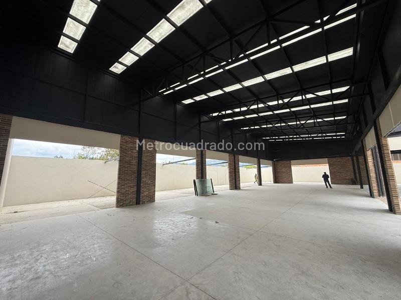 Local Comercial en Arriendo, LOCALES DE 200 300 500 900 METROS DE AREA DE LOCAL, Cajicá - Ansicht 4