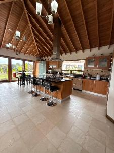 Casa de 5 alcobas en arriendo en Sindamanoy, Chía, 600 m² · foto 16 de 20
