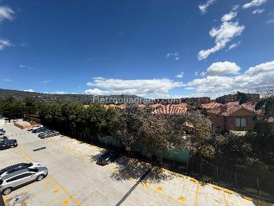 Apartamento de 3 alcobas en venta en Milla De Oro Al Lado De Fontanar, Cajicá, 82 m² · foto 2 de 20