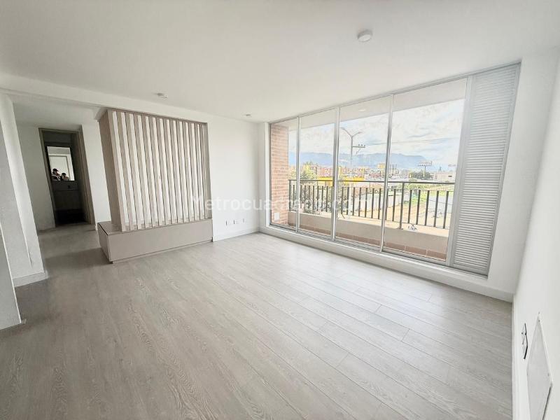 Apartamento en Venta, HUERTAS ORIENTAL (SOBRE LA VARIANTE DE CAJICA), Cajicá - Widok 2