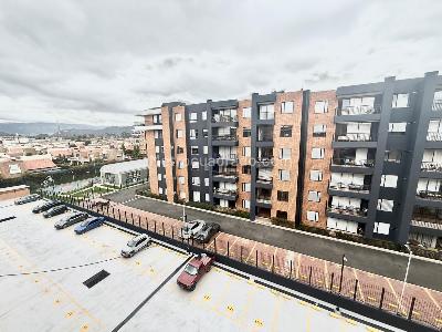 Apartamento de 3 alcobas en venta en Milla De Oro (Al Lado Del C C Fontanar), Cajicá, 71 m² · foto 12 de 16
