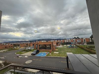 Casa de 3 alcobas en venta en Oikos Savana (Variante De Cajica), Cajicá, 114 m² · foto 8 de 17