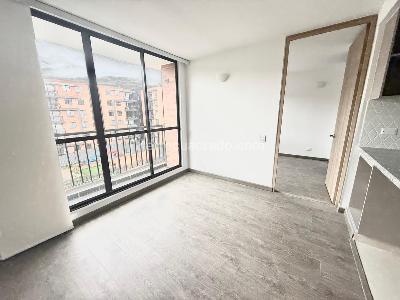 Apartamento de 2 alcobas en venta en Milla De Oro Al Lado Del C C Fontanar, Cajicá, 50 m² · foto 2 de 9