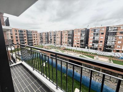Apartamento de 2 alcobas en venta en Milla De Oro Al Lado Del C C Fontanar, Cajicá, 50 m² · foto 3 de 9